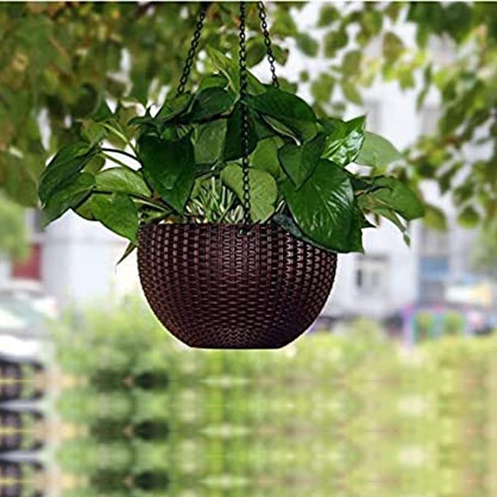 GoHooked Bianco dark brown plastic hanging planter with woven rattan look. 7.1 inch diameter.