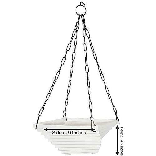 GoHooked Bianco plastic twister hanging pot, 9 inches wide, 4.5 inches high, with metal chain. Ideal for gardens and balconies.