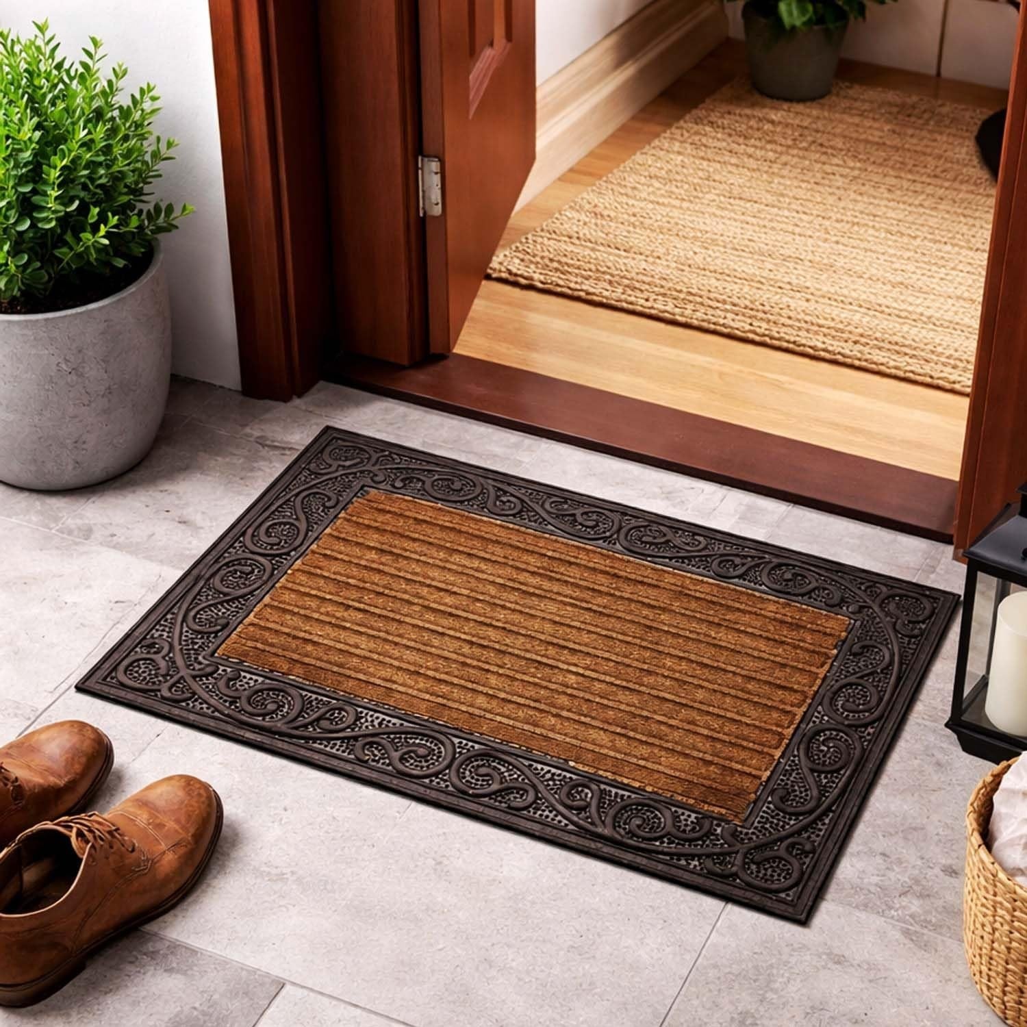 GoHooked black rubber doormat with ornate border and brown ribbed center, 60x37cm