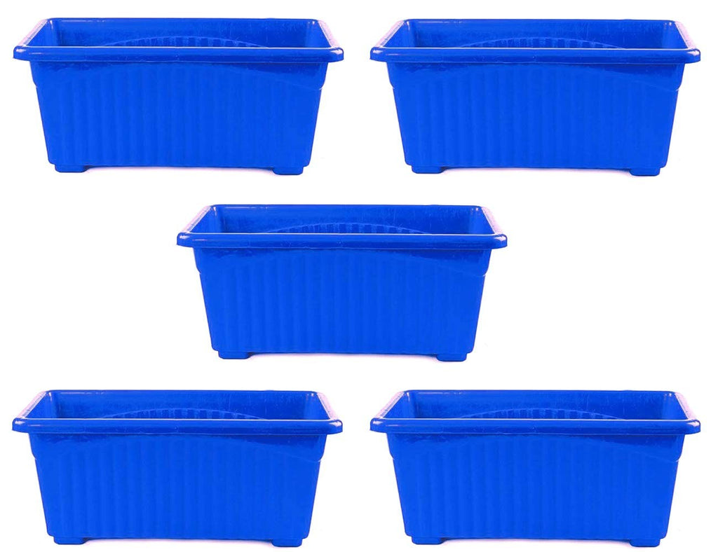 Go Hooked set of 5 blue rectangular plastic plant pots with ribbed texture and raised feet. Ideal for indoor/outdoor use.