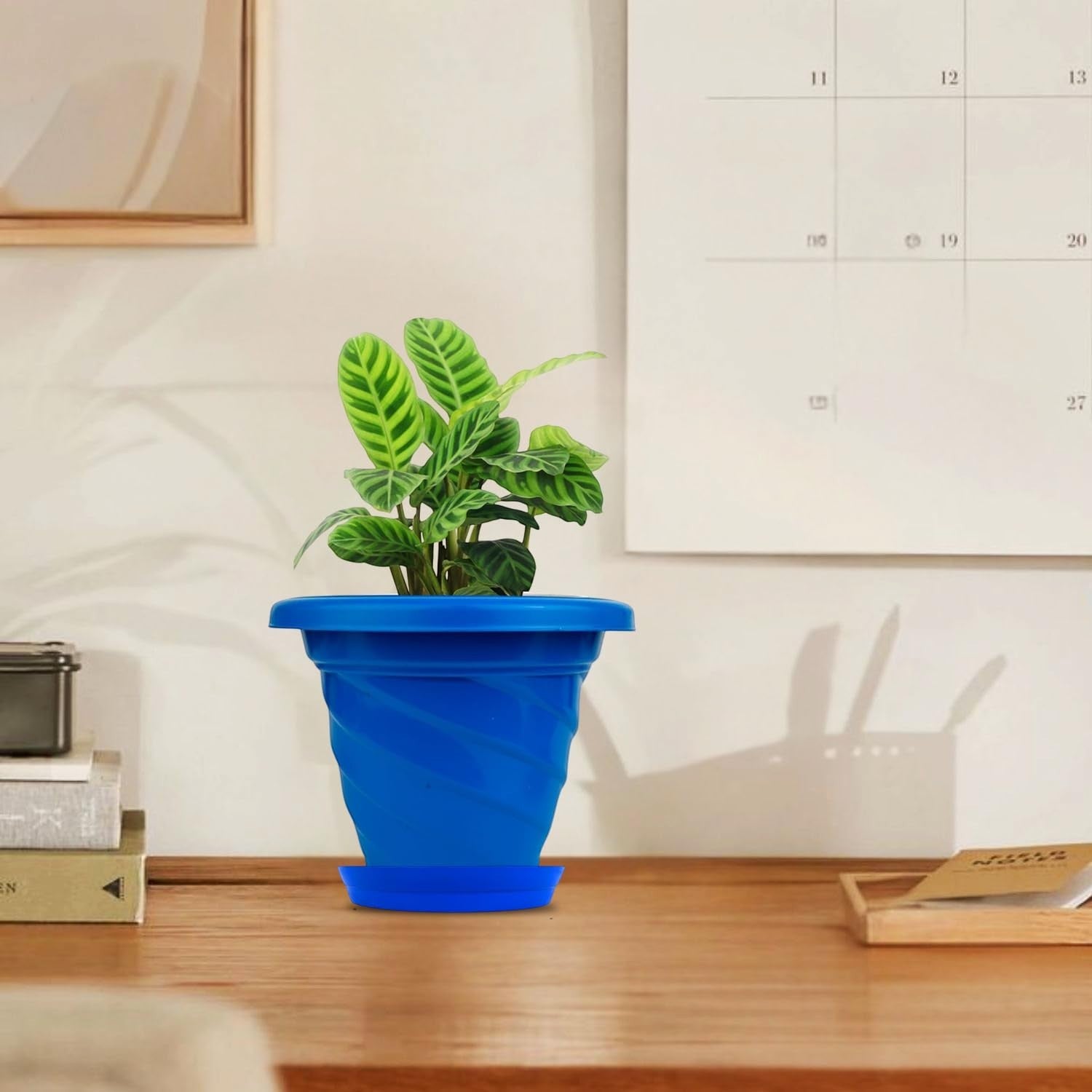 GoHooked blue plastic planter pot with saucer, 6 inch twister design for indoor/outdoor plants.