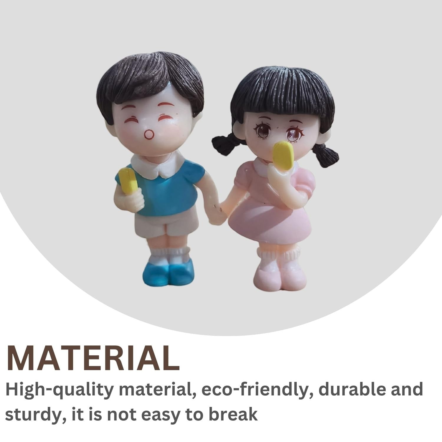GoHooked resin figurines of a boy and girl holding ice cream, perfect for cake decoration or home decor.