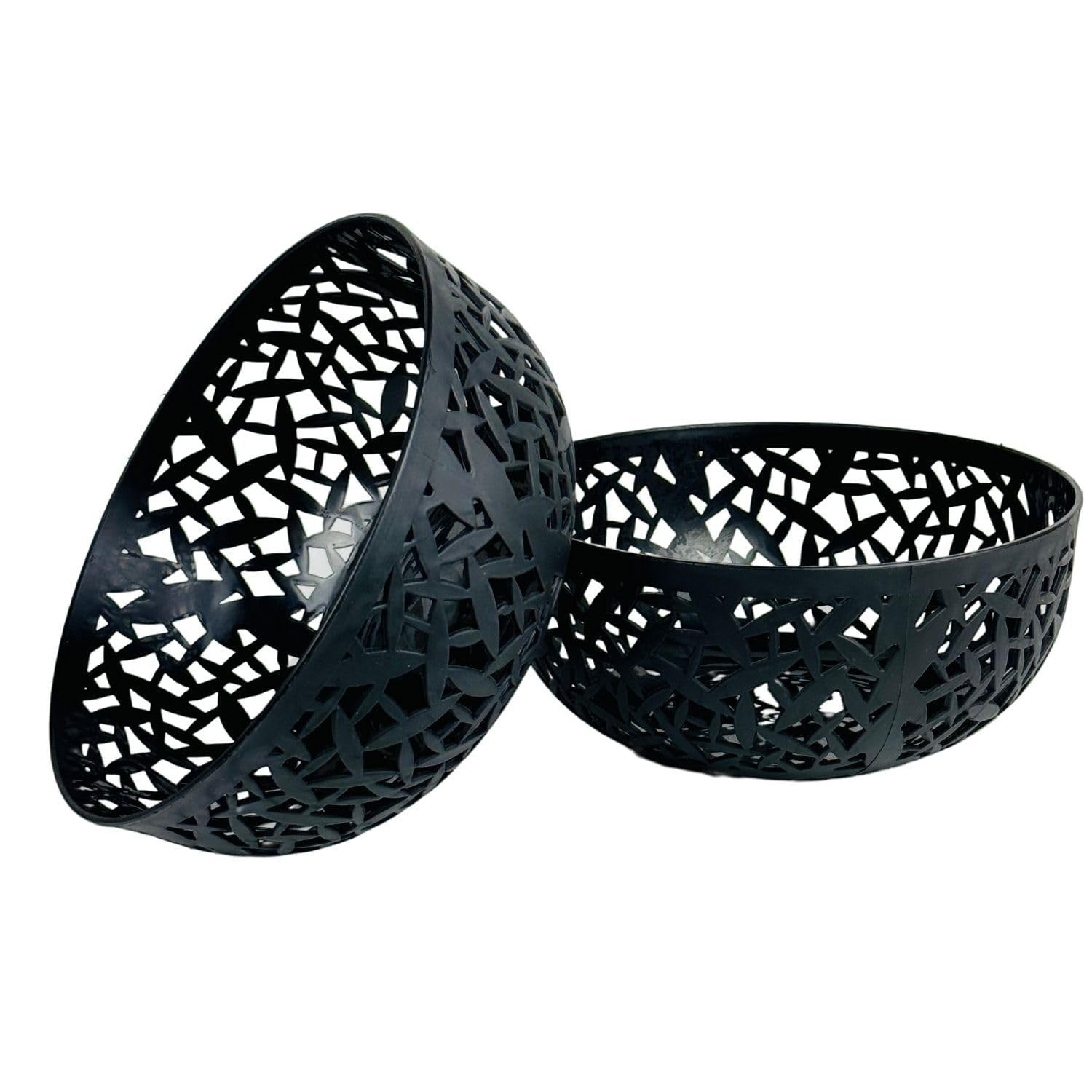 GoHooked dark grey plastic fruit bowls with intricate cutout design, 21cm wide, 9.5cm height, BPA-free.