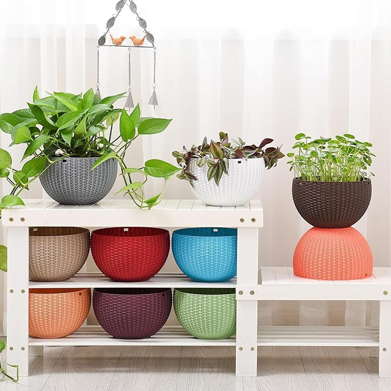 GoHooked light blue woven plastic hanging planter with 13-inch chain, 7.1-inch diameter.