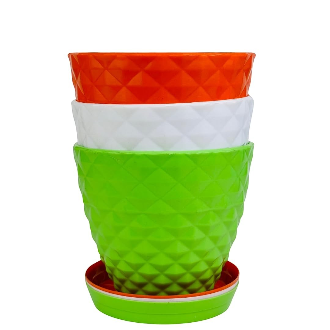 GoHooked 3-piece set of multicolor diamond-patterned plastic flower pots with matching drip trays. Orange, white, and green.