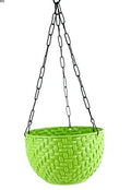 GoHooked multicolor round plastic hanging planter with woven texture and black chain. 7.5 inch diameter.