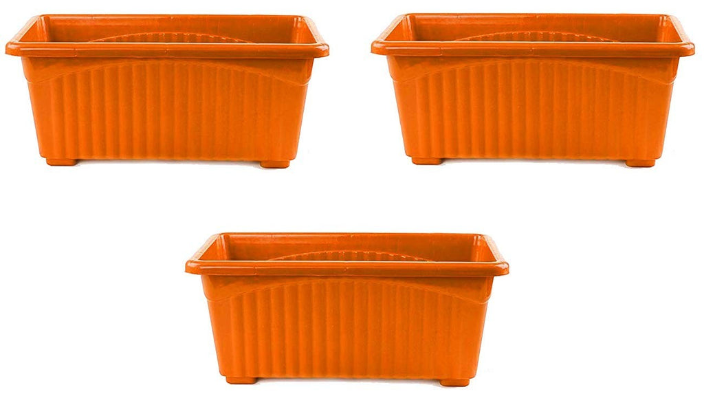 GoHooked set of 3 orange rectangular plastic plant pots with ribbed detailing and a raised base. Ideal for home or garden.