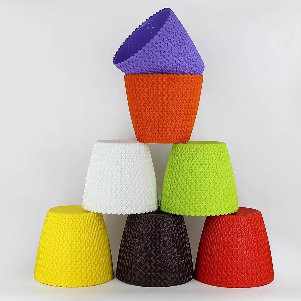 GoHooked plastic flower pots in multicolour, 5.5 inch, textured design, pack of 4