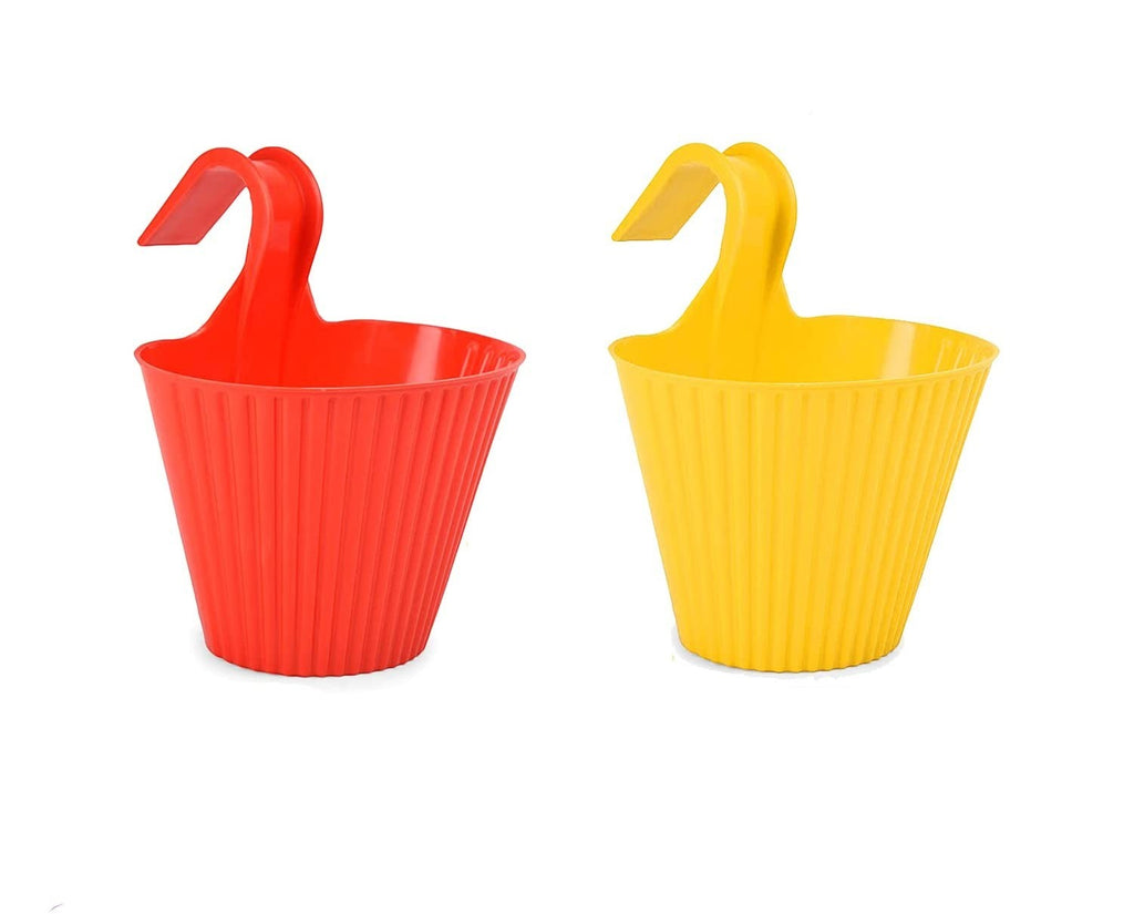 GoHooked set of 2 red and yellow plastic hanging pots with double hooks. Ideal for balcony or garden.