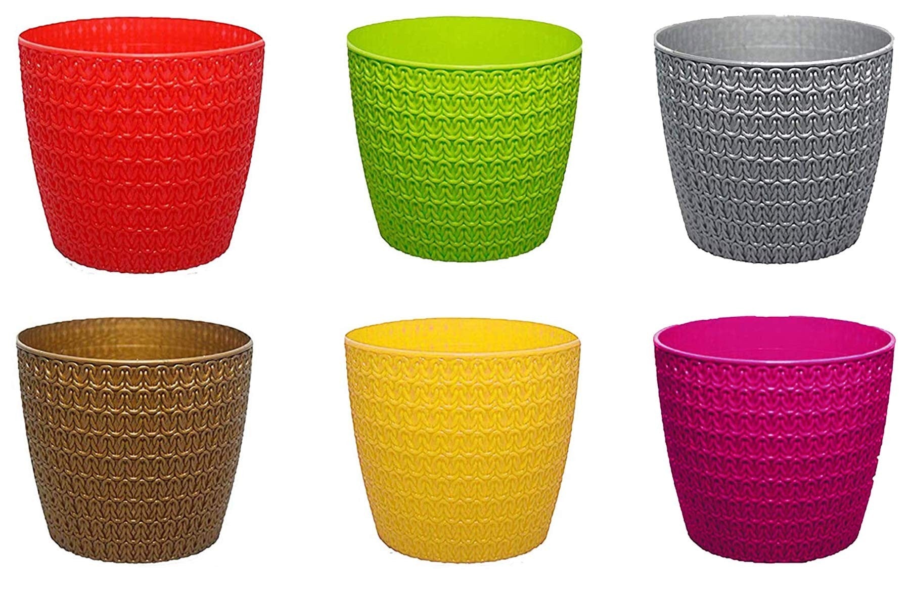 GoHooked set of 2 multicolor plastic planter pots with a textured knit design. Available in red, green, grey, bronze, yellow, and pink.
