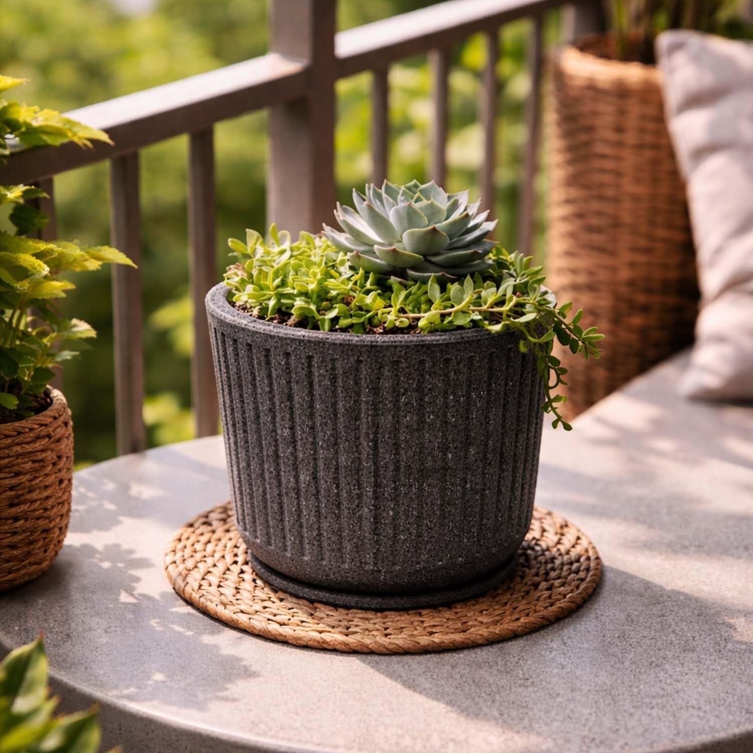 Go Hooked Cosmic Round Planter Pot with Tray (12×11 Inch, White) | Granite Speckled Ribbed Polymer Design | Decorative Plastic Flower Pot for Indoor Outdoor Plants, Balcony & Home Garden Décor
