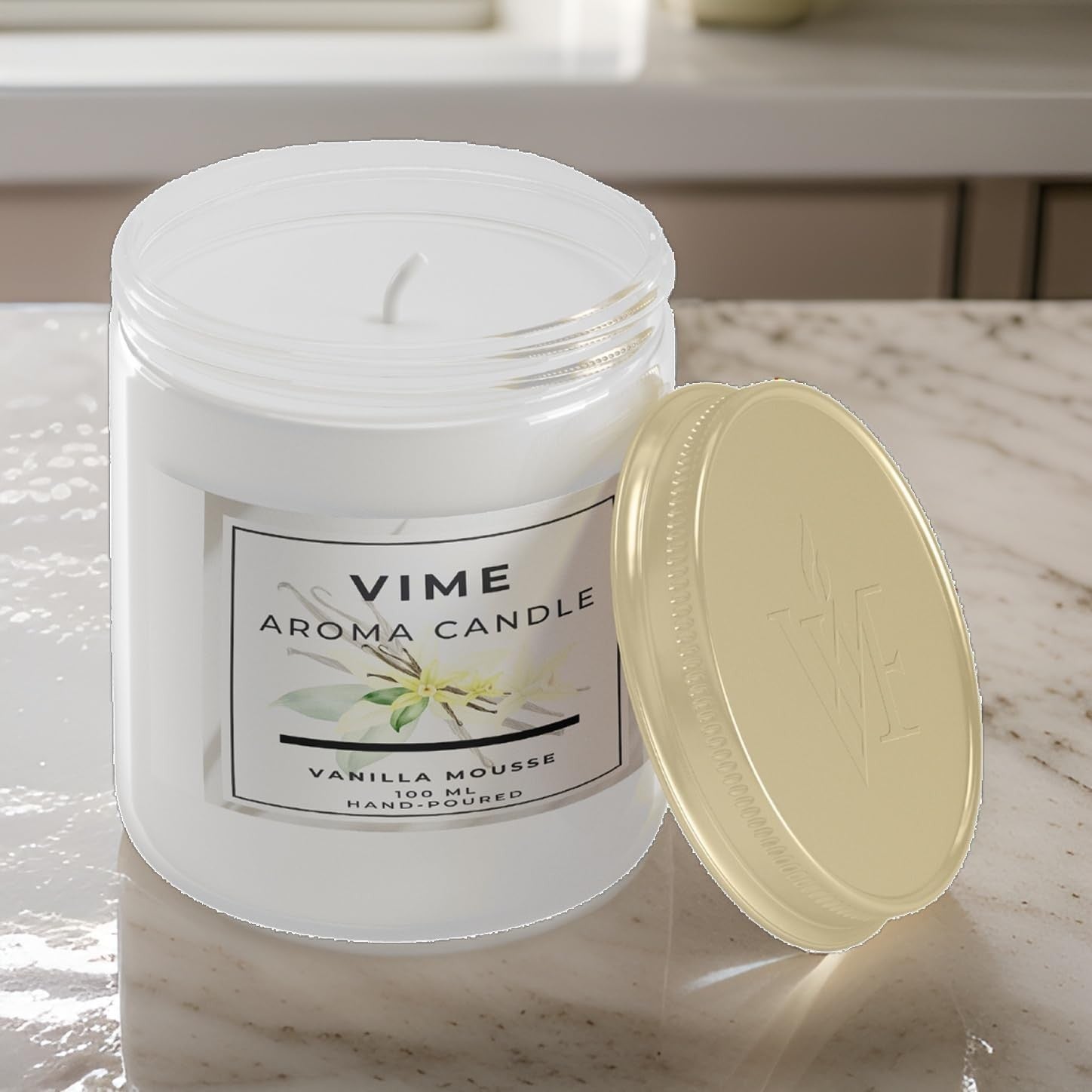 GoHooked white vanilla mousse scented aroma candle in a glass jar with a gold lid, 100ml, hand-poured.