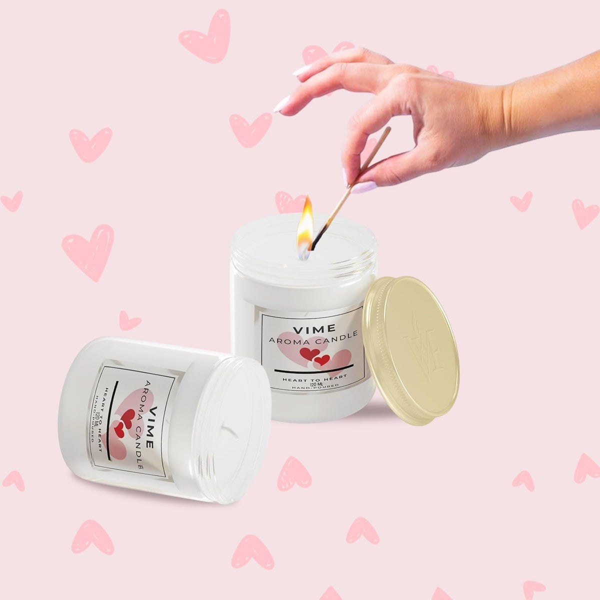 GoHooked ViMe Heart to Heart aroma candle, white wax in a clear jar with a gold lid. Hand-poured, 120 gm, 35 hr burn time.