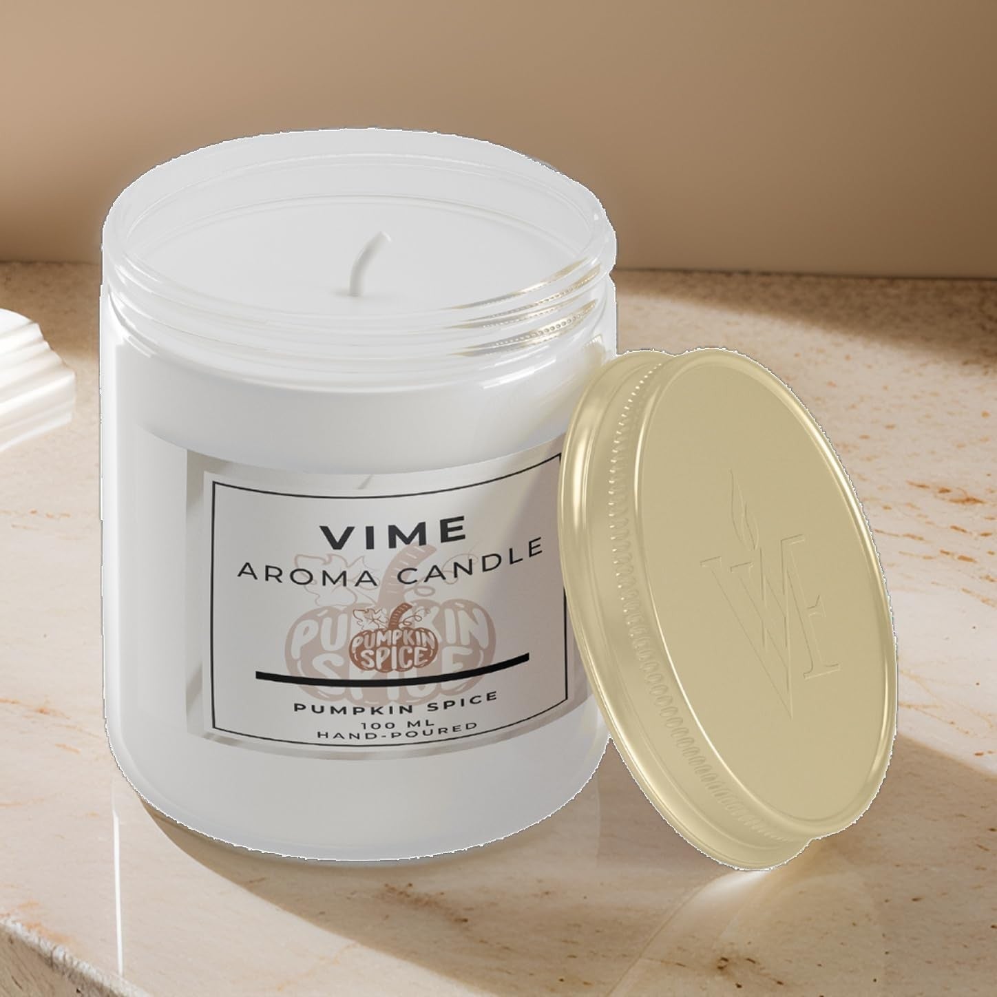 GoHooked ViMe white pumpkin spice aroma candle in a glass jar with a gold lid. Hand-poured, 100ml.